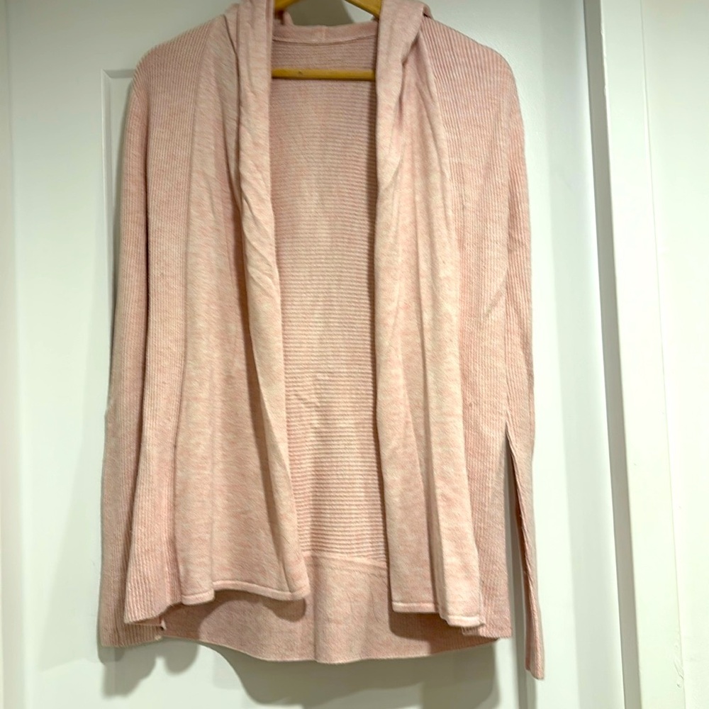 Size 0 lululemon wrap with hood in pink